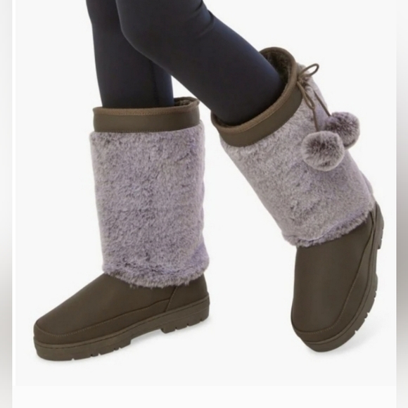 Jessica Faux Fur Pom Fuzzie - Army Fatigue Green MSRP $49.95 - Picture 5 of 7